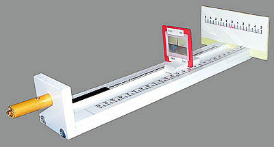 Прибор для измерения длины световой волны с набором дифракционных решеток
